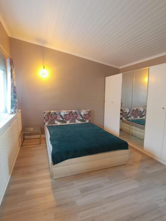 Apartament - Dom Zielona Góra Extérieur photo
